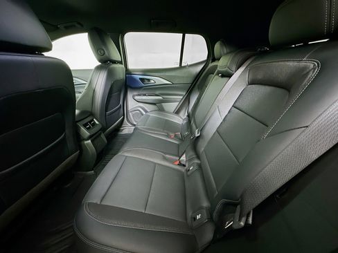 Used 2024 Chevrolet Equinox EV LT image 26