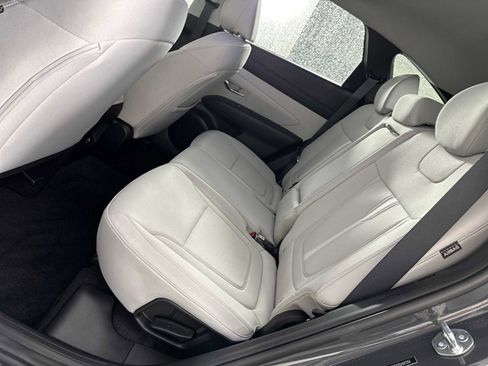 Certified 2025 Hyundai Tucson SEL FWD image 24