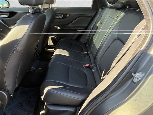 Used 2020 Jaguar F-PACE Premium AWD/4WD image 13