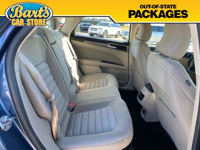 Used 2018 Ford Fusion SE w/ Fusion SE Technology Package FWD image 10