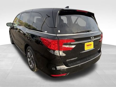 Used 2023 Honda Odyssey Elite image 8