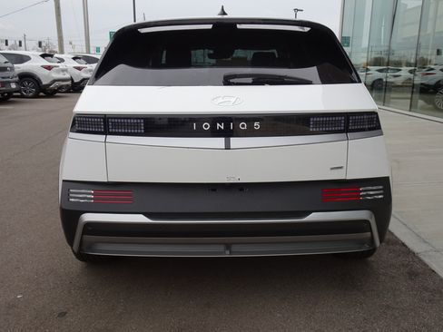 New 2026 Hyundai Ioniq 5 SEL image 4