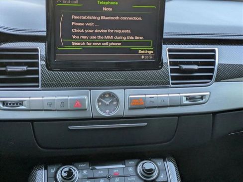 Used 2013 Audi S8 image 11