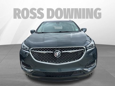 Used 2019 Buick Enclave Avenir w/ Avenir Technology Package image 2