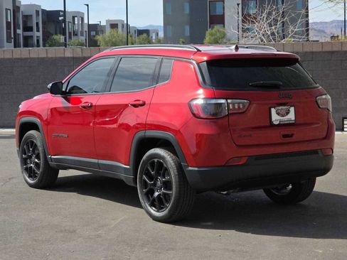 New 2026 Jeep Compass Latitude AWD/4WD image 10