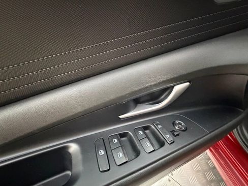 Used 2023 Hyundai Elantra SEL image 22