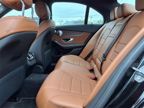 Used 2020 Mercedes-Benz C 300 4MATIC Sedan image 7