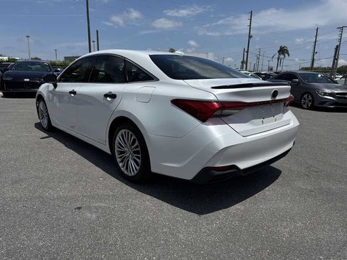 Used 2020 Toyota Avalon Limited FWD image 5