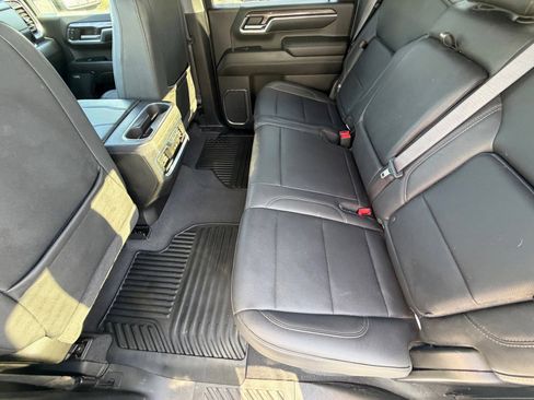 Used 2024 Chevrolet Silverado 2500 LTZ w/ LTZ Convenience Package AWD/4WD image 13