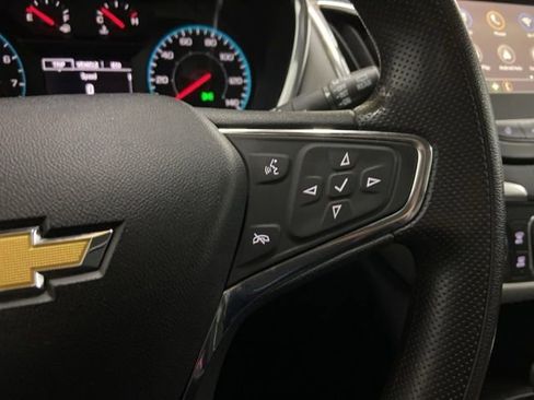 Used 2019 Chevrolet Equinox LS AWD/4WD image 47