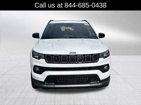 New 2026 Jeep Compass Latitude image 2