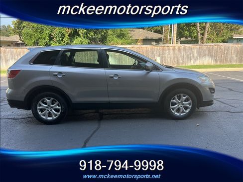 Used 2012 MAZDA CX-9 Touring w/ Moonroof & Bose Audio Pkg AWD/4WD image 2