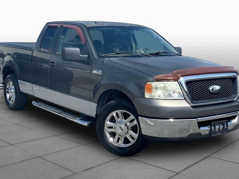 Used 2006 Ford F150 XLT RWD image 2