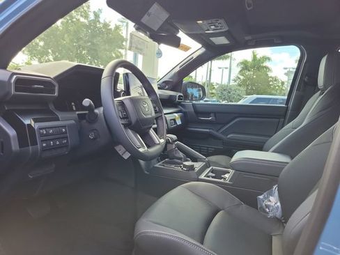 New 2026 Toyota 4Runner Limited AWD/4WD image 8