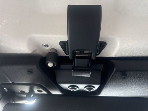 New 2025 Jeep Wrangler Sport S image 28