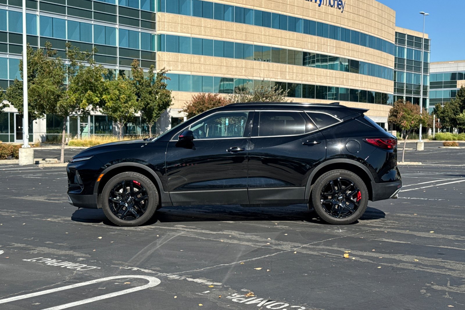 Used 2024 Chevrolet Blazer LT w/ Redline Edition FWD image 7