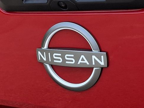 Used 2026 Nissan Frontier SV w/ Tow Package RWD image 32