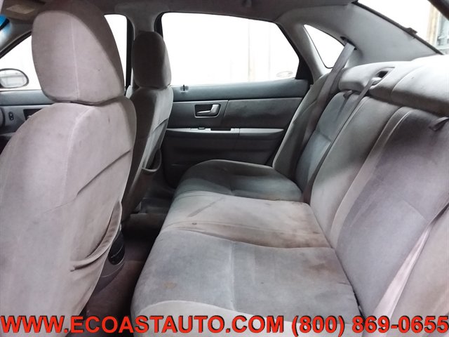 Used 2001 Ford Taurus SES FWD image 12