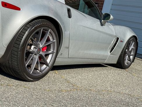 Used 2009 Chevrolet Corvette Z06 RWD image 31
