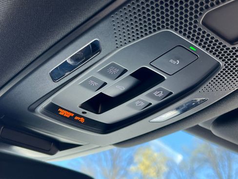 Certified 2024 Porsche Cayenne image 31