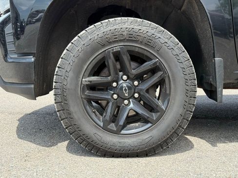 Used 2020 Chevrolet Silverado 1500 LT Trail Boss AWD/4WD image 12