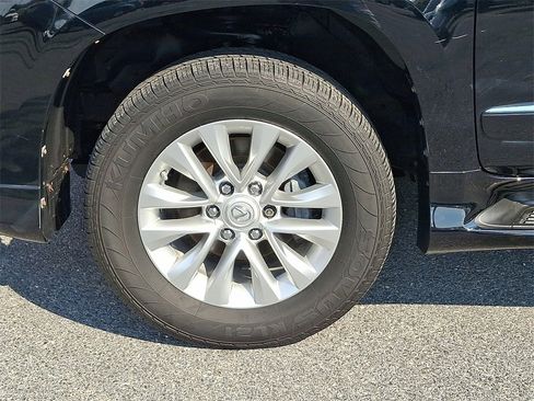 Used 2019 Lexus GX 460 image 8