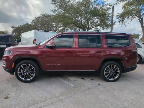 Used 2022 Jeep Wagoneer Series III w/ Premium Group I image 9