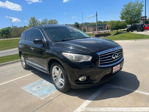Used 2013 INFINITI JX35 AWD w/ Premium Pkg image 4