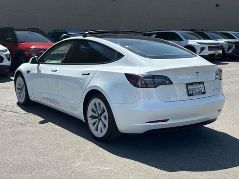 Used 2021 Tesla Model 3 Long Range AWD/4WD image 5