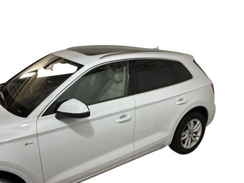 Used 2023 Audi Q5 2.0T Premium w/ Convenience Package AWD/4WD image 22