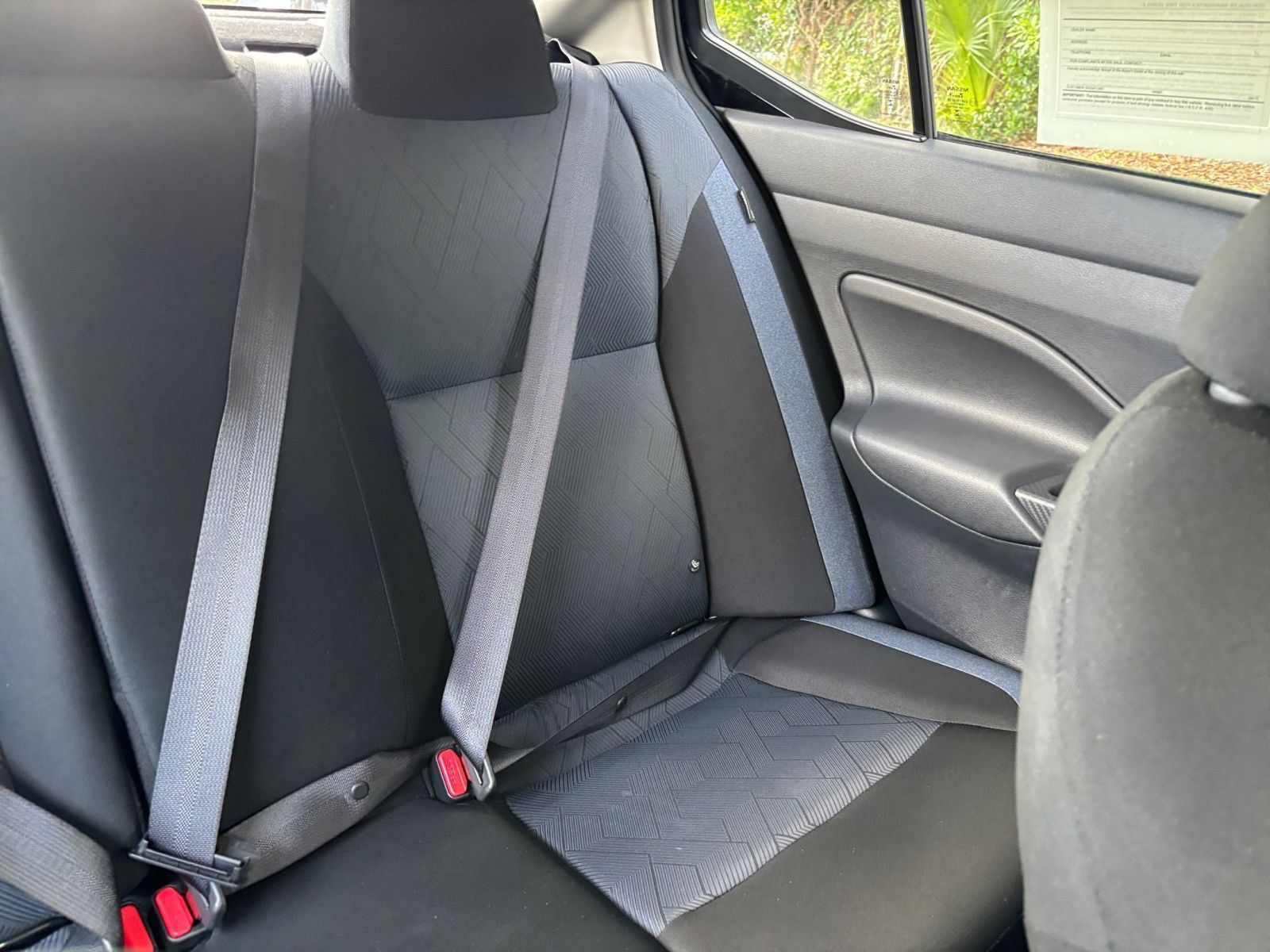 Used 2025 Nissan Versa SV FWD image 34