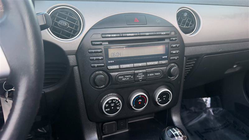Used 2012 MAZDA MX-5 Miata Sport w/ Convenience Pkg RWD image 19