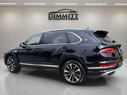 Used 2025 Bentley Bentayga Extended Wheelbase AWD/4WD image 3