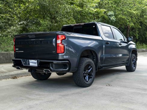 Used 2021 Chevrolet Silverado 1500 LT Trail Boss w/ Convenience Package II AWD/4WD image 9
