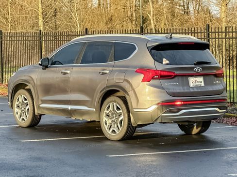 Used 2022 Hyundai Santa Fe SEL Convenience w/ Cargo Package image 6