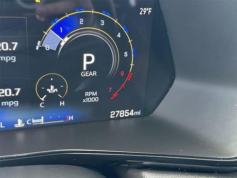 Used 2024 Chevrolet Colorado LT w/ LT Convenience Package III image 12