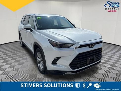 Used 2026 Toyota Grand Highlander AWD image 3