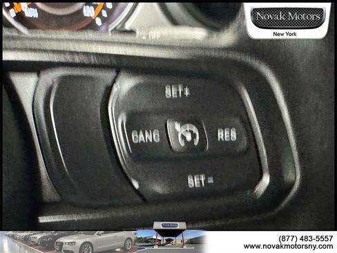 Used 2023 Jeep Wrangler Sport S image 17