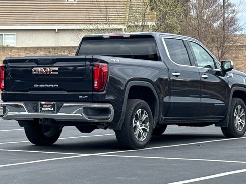 Used 2025 GMC Sierra 1500 SLT image 5