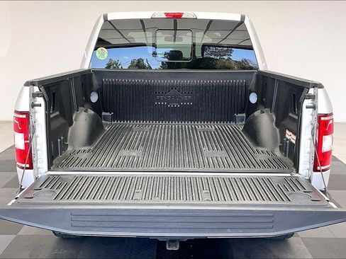 Used 2019 Ford F150 XLT w/ Equipment Group 302A Luxury AWD/4WD image 27