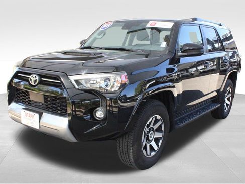 Certified 2024 Toyota 4Runner TRD Off-Road AWD/4WD image 9