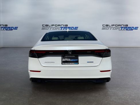 Used 2025 Honda Accord EX-L image 6