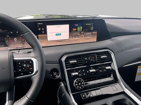 New 2026 Nissan Armada Platinum AWD/4WD image 6