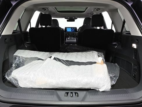 New 2026 Lincoln Aviator Reserve AWD/4WD image 19