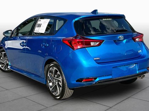 Used 2018 Toyota Corolla iM w/ All-Weather Mat Package FWD image 12