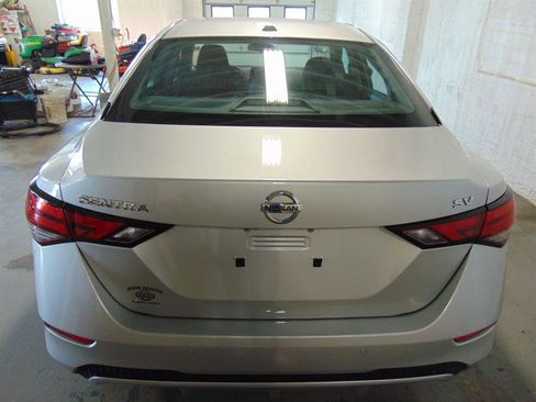 Used 2023 Nissan Sentra SV image 5
