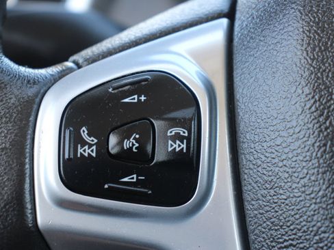 Used 2014 Ford Fiesta Titanium FWD image 22