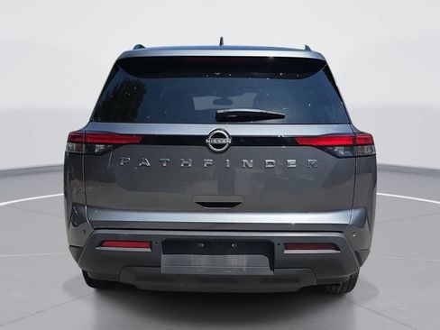 Used 2025 Nissan Pathfinder SV FWD image 5
