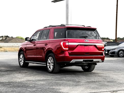 Used 2021 Ford Expedition XLT RWD image 9
