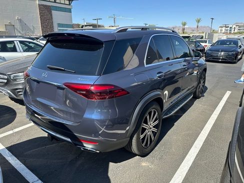 Used 2024 Mercedes-Benz GLE 450e 4MATIC image 4